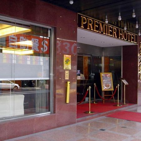 The Premier Hotel Тайнан Екстериор снимка